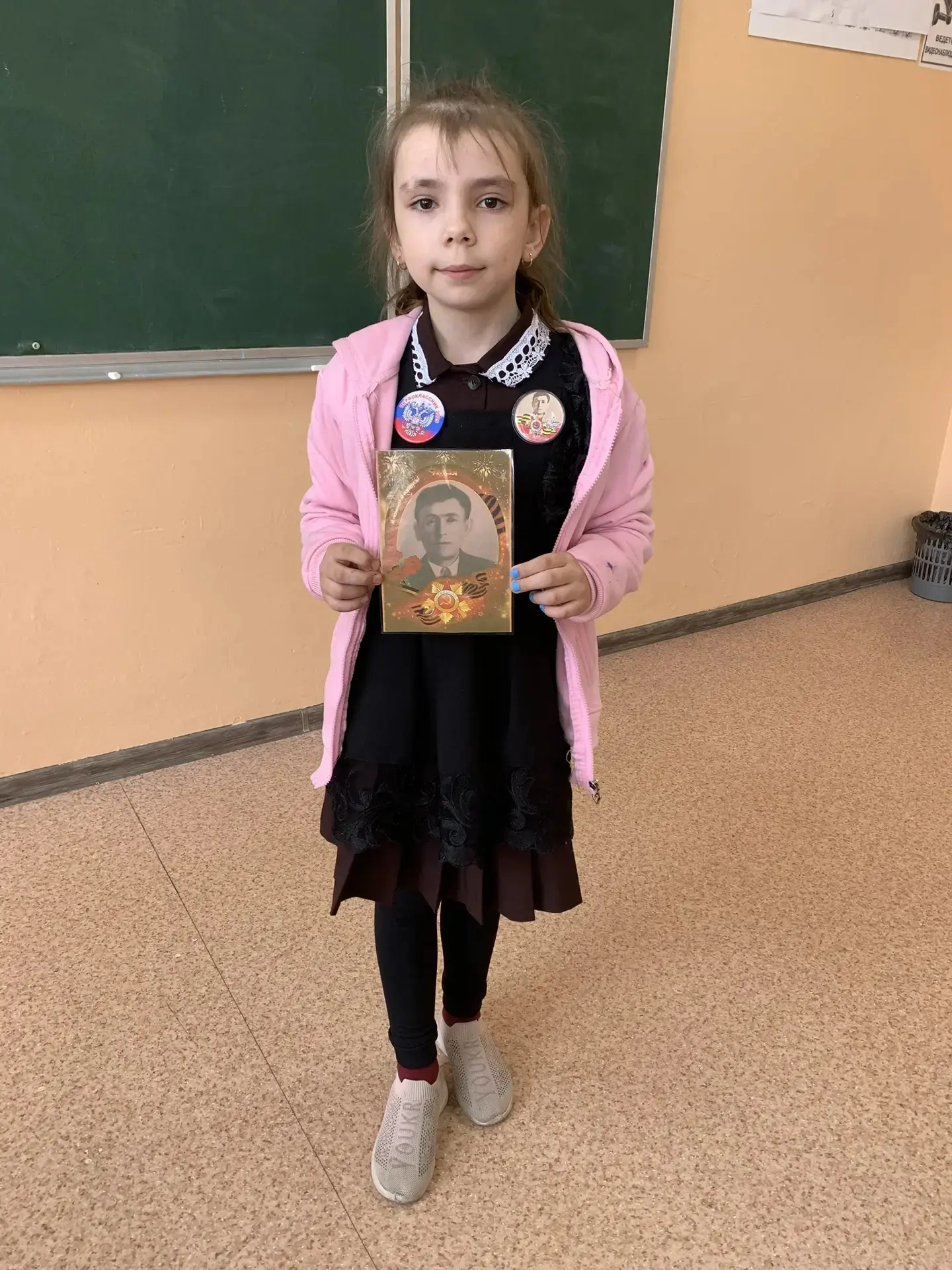 📹Реликвии моей семьи: история в наших руках.   Недавно наши первоклассники 1 а класса провели необыч
