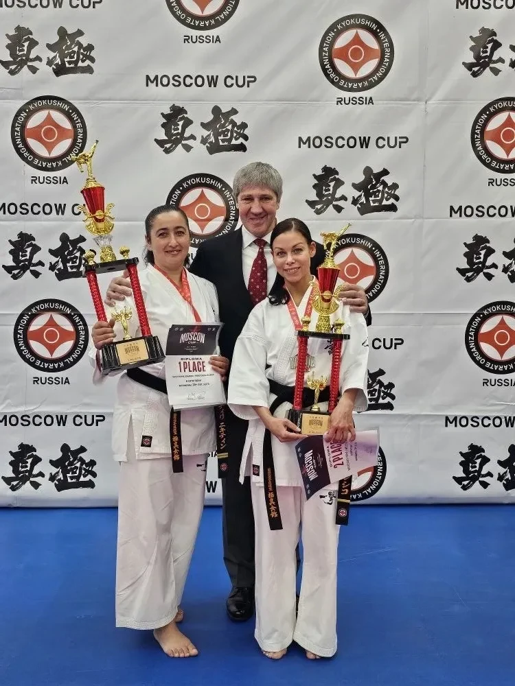 ⭐Спортсмены из Барабинска выступили на международном турнире по киокусинкай Moscow Cup, которые прох