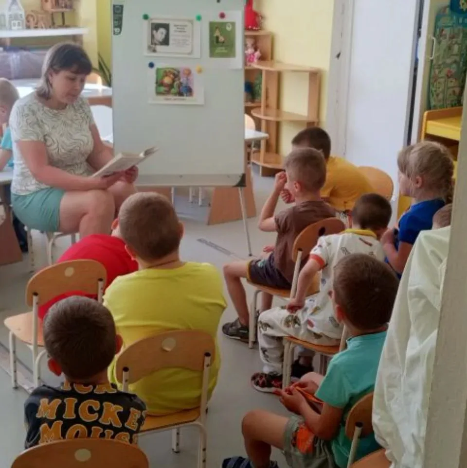 В тряде "Голуби мира" скучать ребятам точно некогда! Днем они погружаются в мир замечательных истори