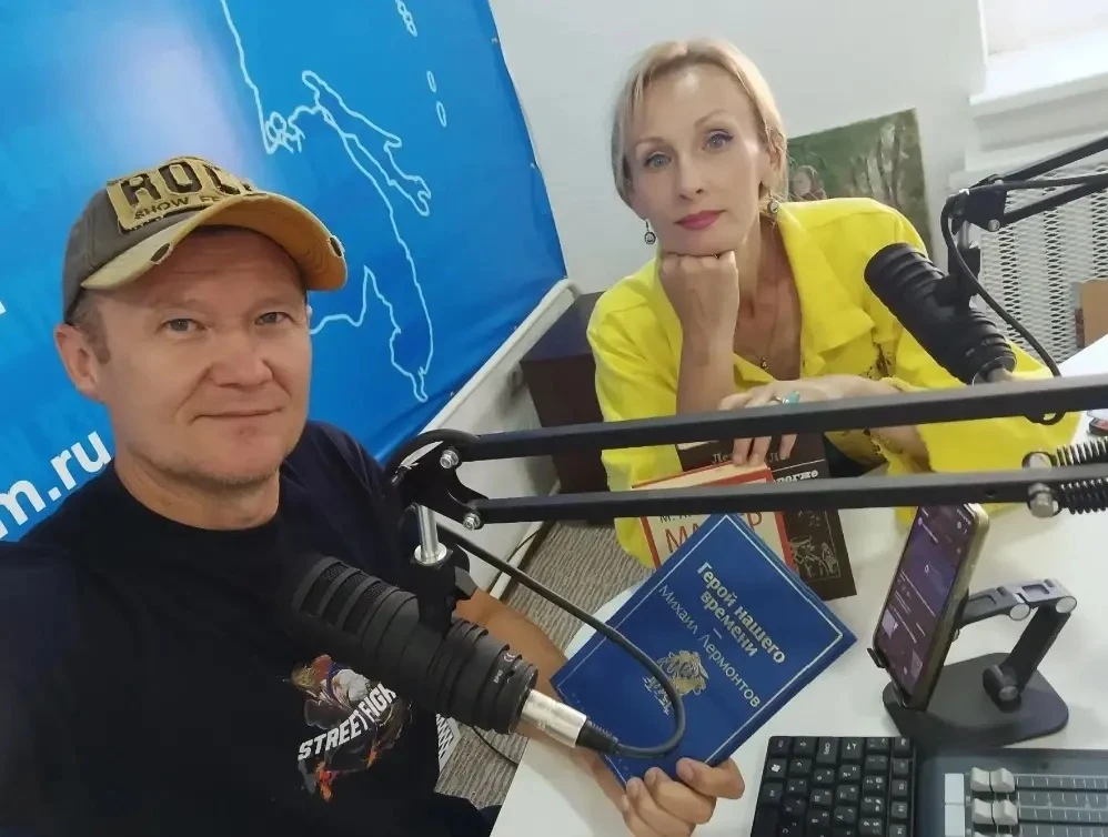 Стартовал второй сезон радиопрограммы "Литературная среда", которую Центральная библиот...