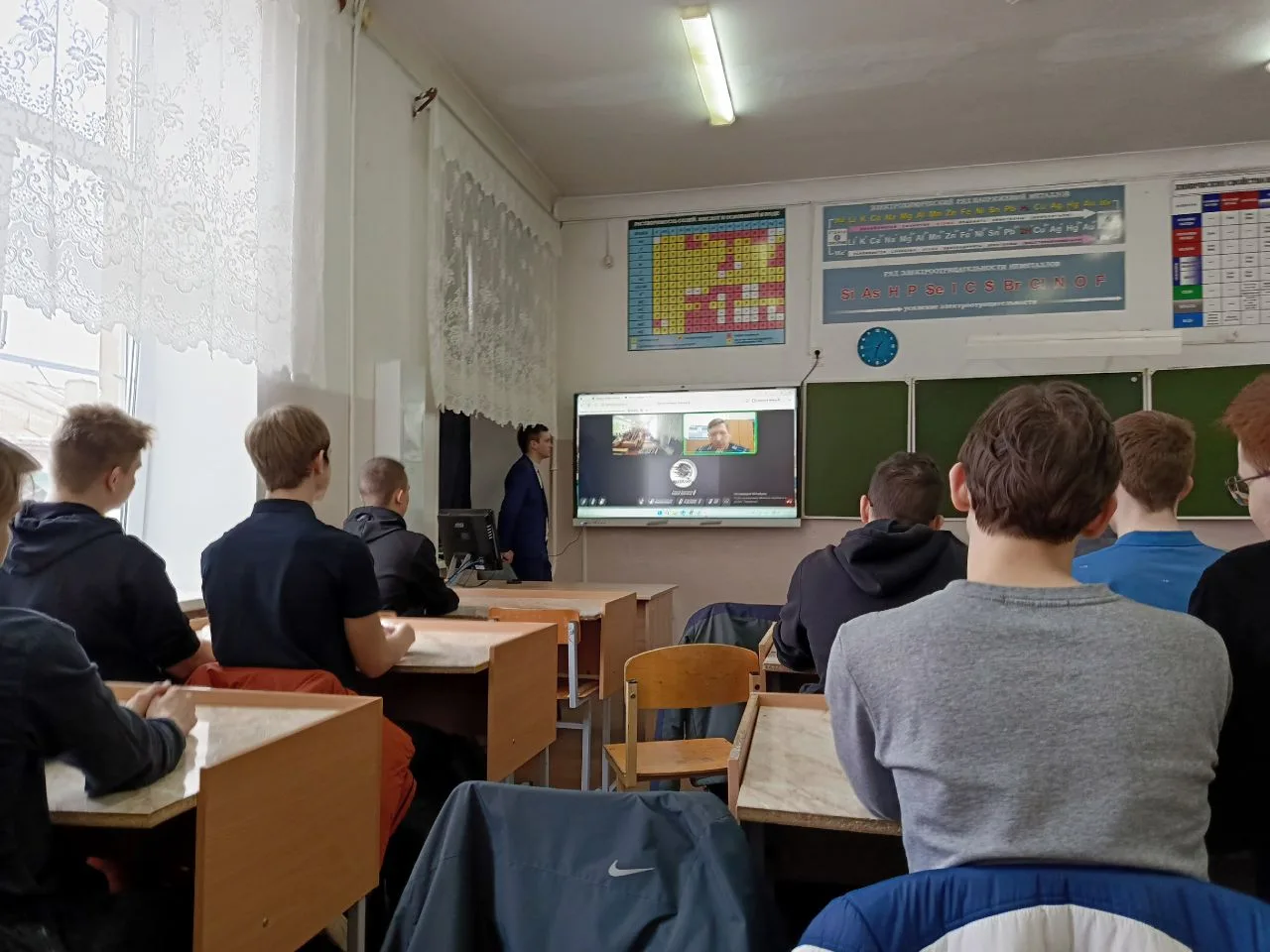 Я Б В ВОЕННЫЕ ПОШЁЛ...  ✨17 марта 2026 года юноши 10-11 классов МОУ СШ №3  приняли участие в онлайн-