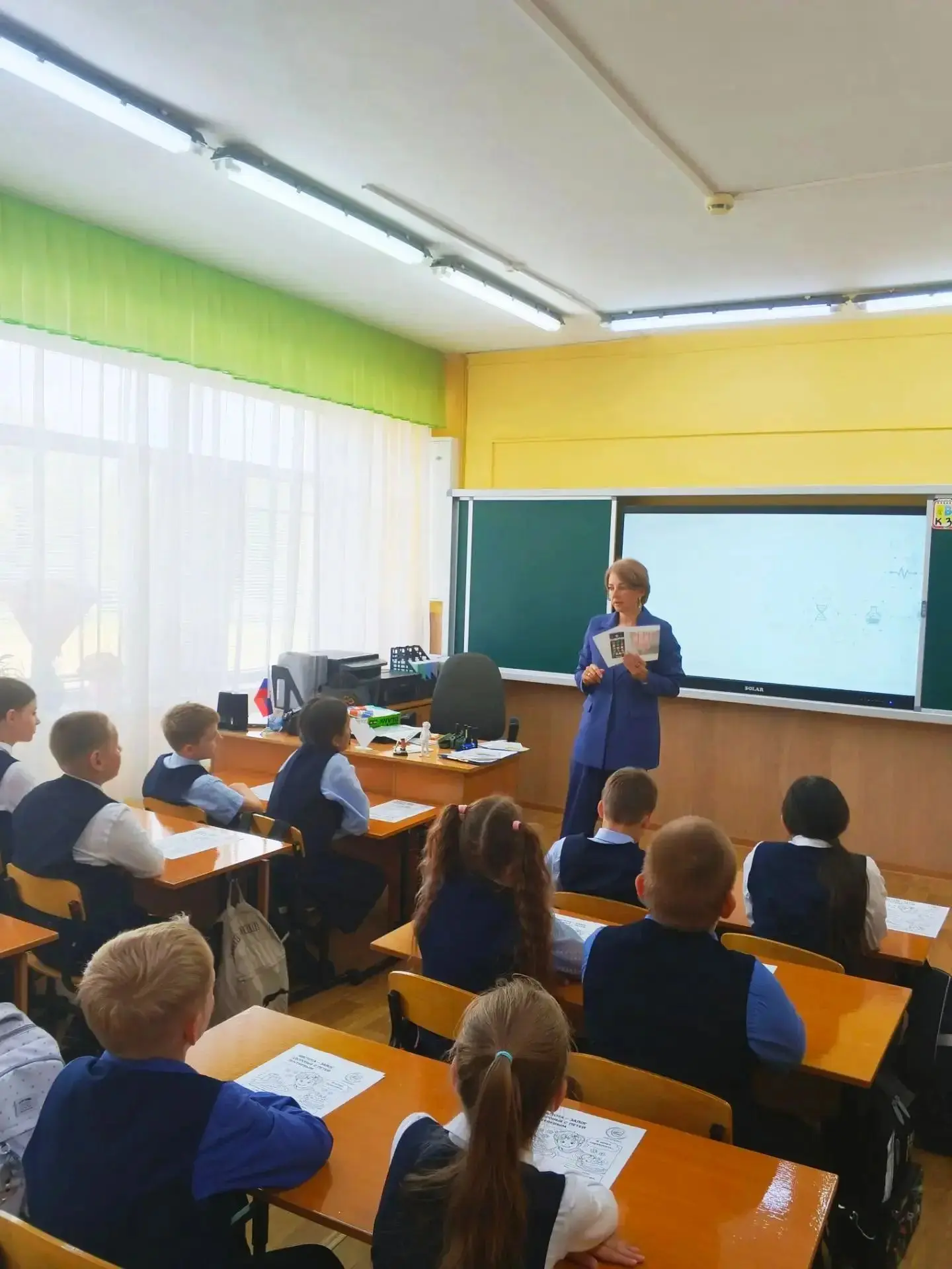 Сегодня в 4 «Г» классе прошло мероприятие «Чистота — залог здоровья!». Перед учениками ...