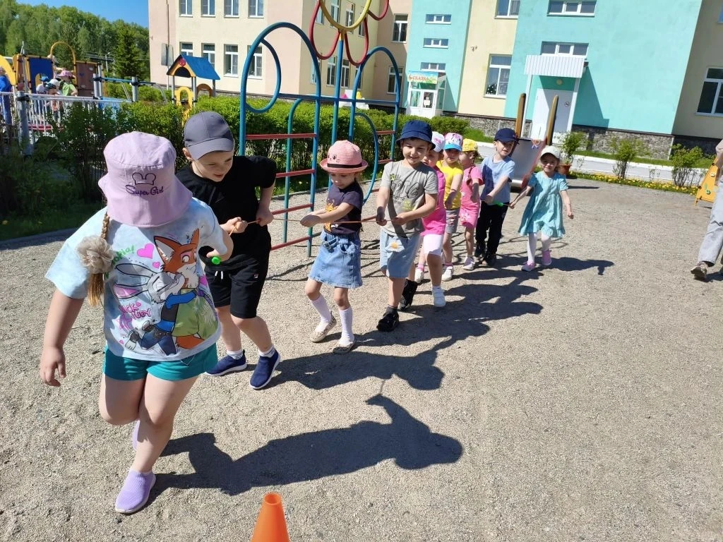 С Днём защиты детей👫🌞 

День защиты детей в детском саду "Сказка" стал настоящим праздником, полны