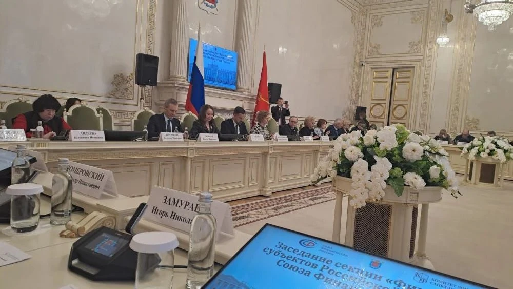 Первый заместитель министра финансов Псковской области Людмила Павлова принимает участи...