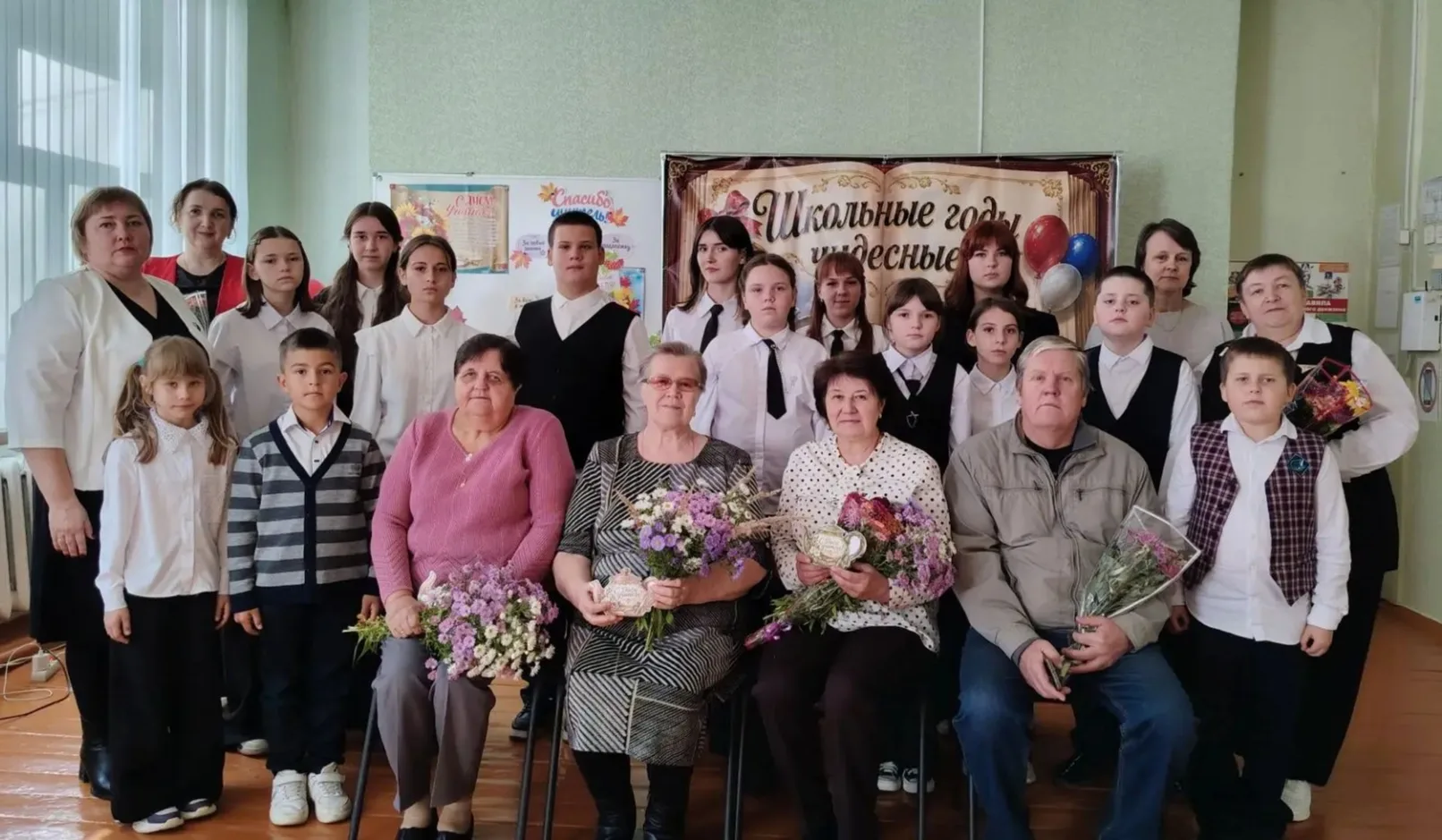 День учителя в этом году в нашей школе прошёл невероятно ярко и душевно! Это был не про...