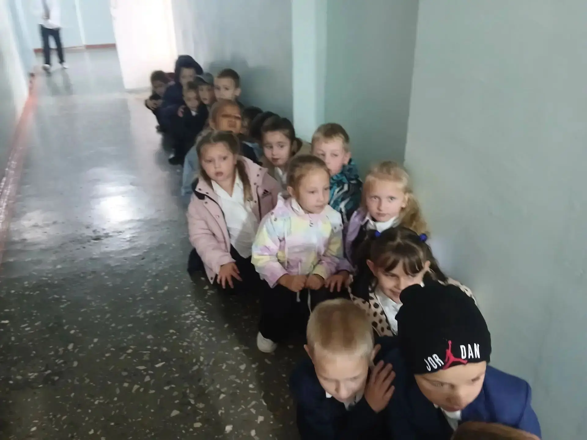 В целях усиления антитеррористической безопасности 6 октября в школе прошла учебно-трен...