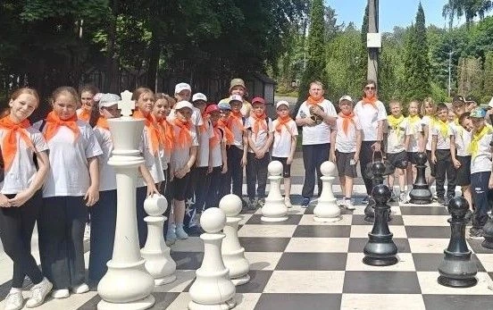 Сегодня воспитанники лагеря "Орлята России"  стали участниками  профориентационной акции «Один день 