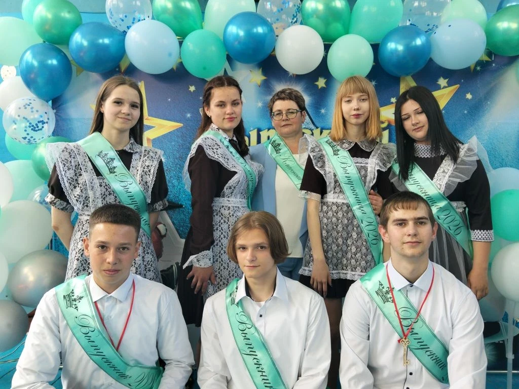 🔔 Последний звонок в МБОУ Крыжинской ООШ: прощание со школой и старт во взрослую жизнь...
