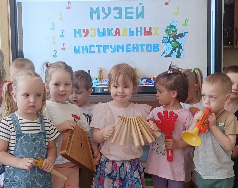 Путешествие во времени 🏛️

В наших дошкольных группах прошло тематическое занятие, посвящённое Межд