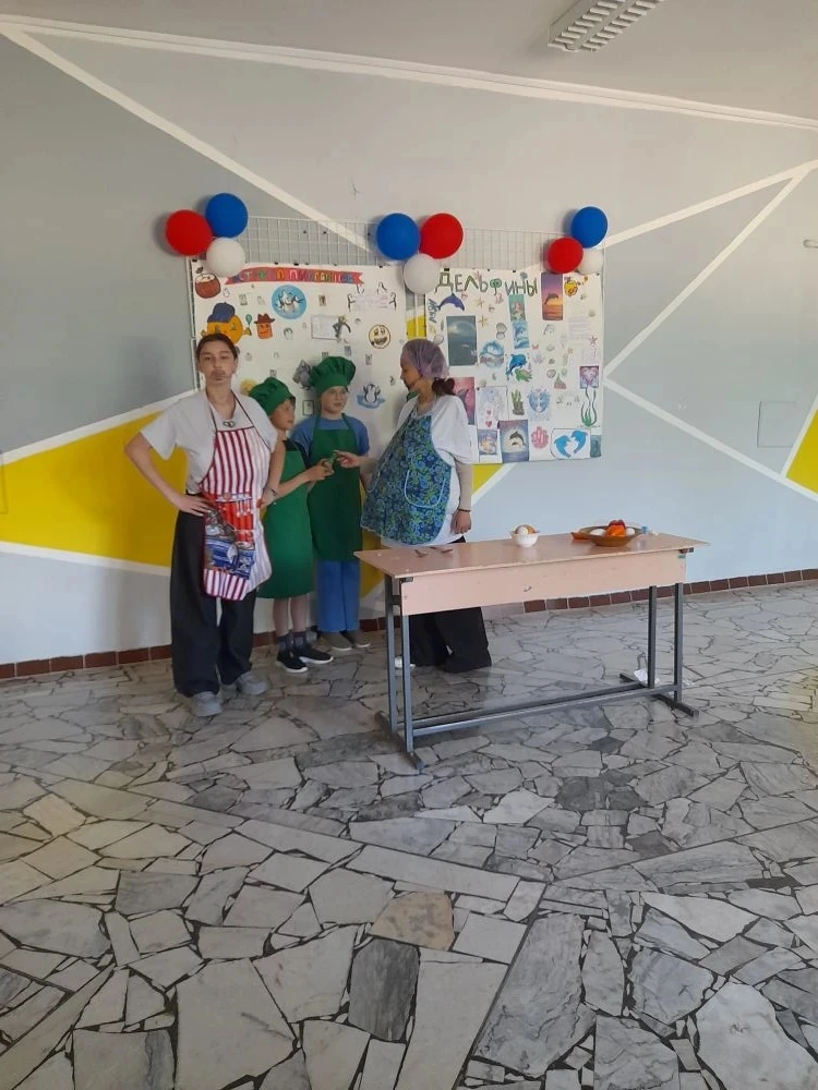 День 12. В пришкольном лагере прошёл тематический день искусства, который подарил детям массу ярких 