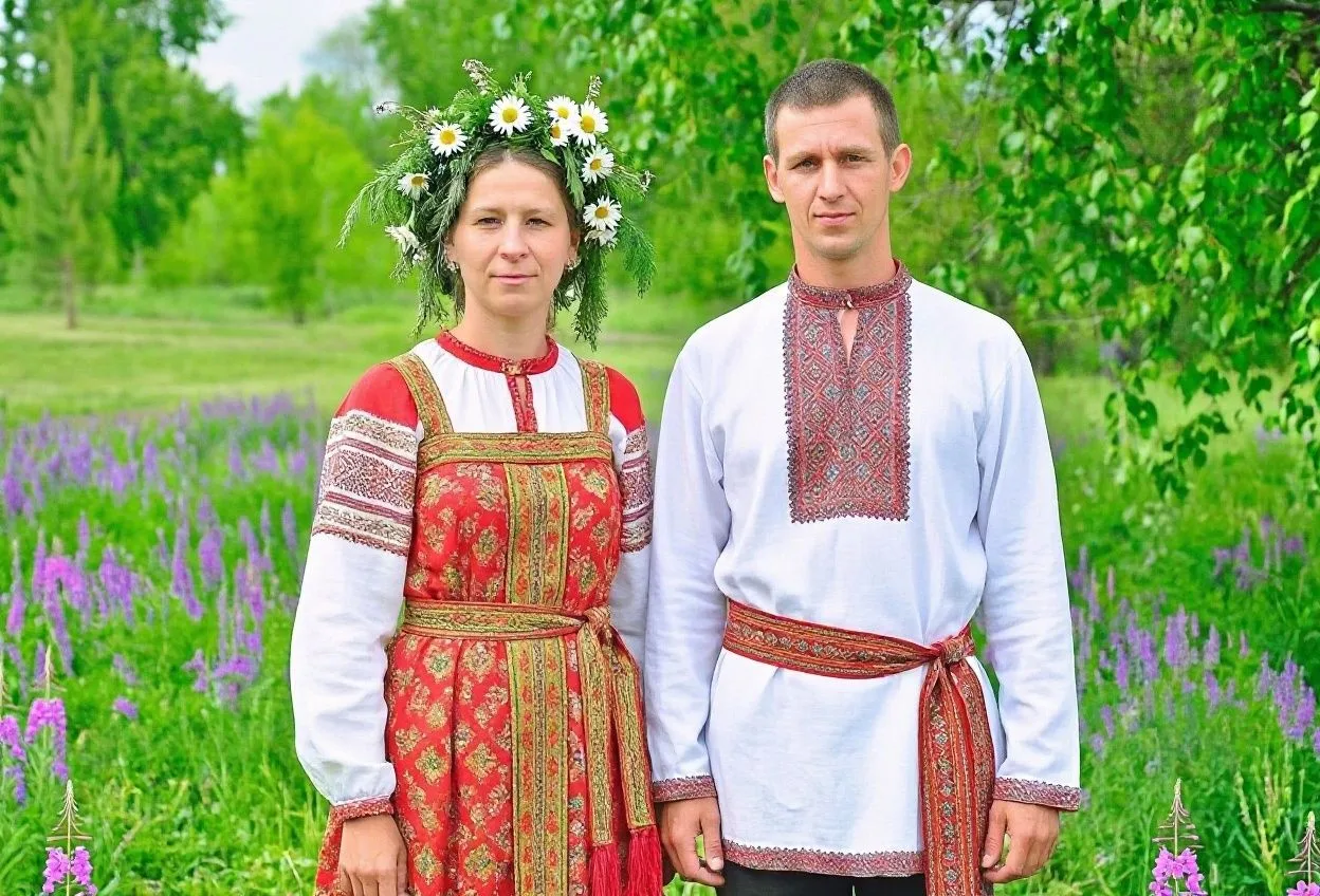 Откуда пошла традиция отмечать праздник Ивана Купала?                  Подробнее в материале: https: