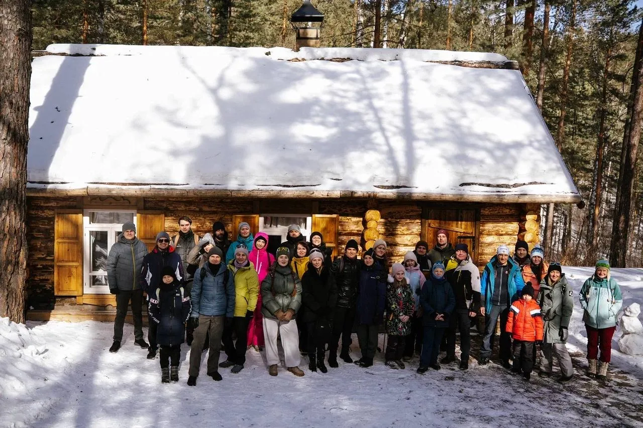🍂 Делимся эмоциями с хайкинга в «Гремячей гриве»!  👍 В минувшую субботу более сорока наших коллег от