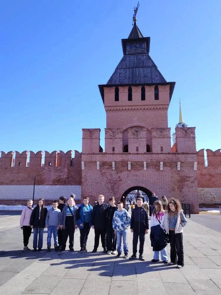 Пятый класс — это сила! 29 марта ученики 5 "А"  и 5"Е"  классов отлично провели время в городе оруже