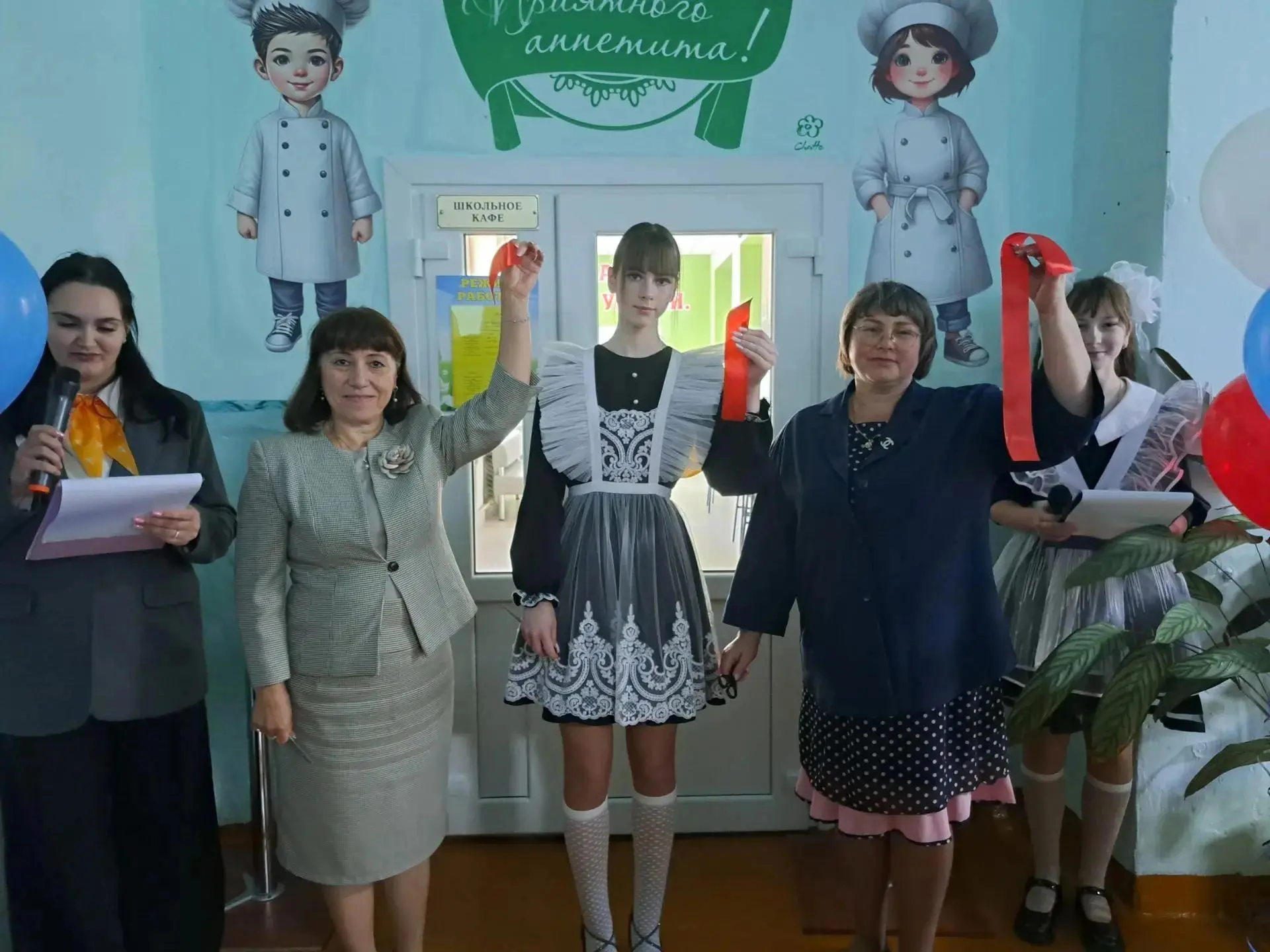 Сегодня в школах сел Лохвицы и Томичи состоялось торжественное открытие школьных кафе!