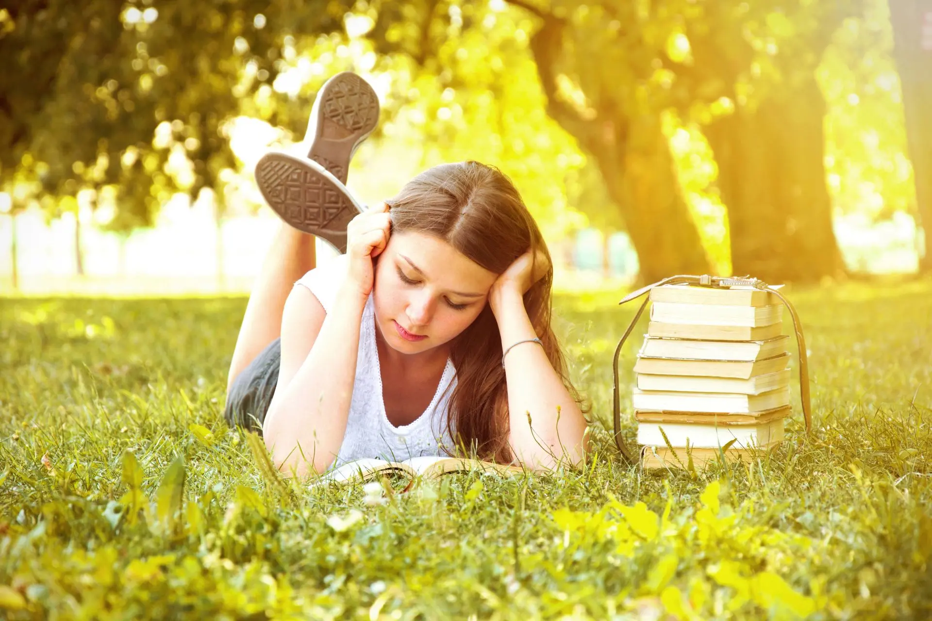 Лето — это не только солнце и отдых, но и время для книг!