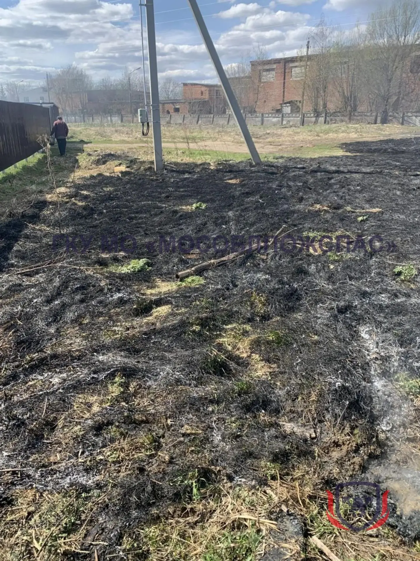 🔥 За сутки - 4 вызова! Огнеборцы ликвидировали возгорания сухой растительности 🚒  🔴 Вчера работники 