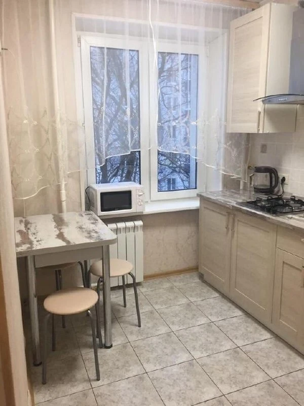 Метро: ВДНХ