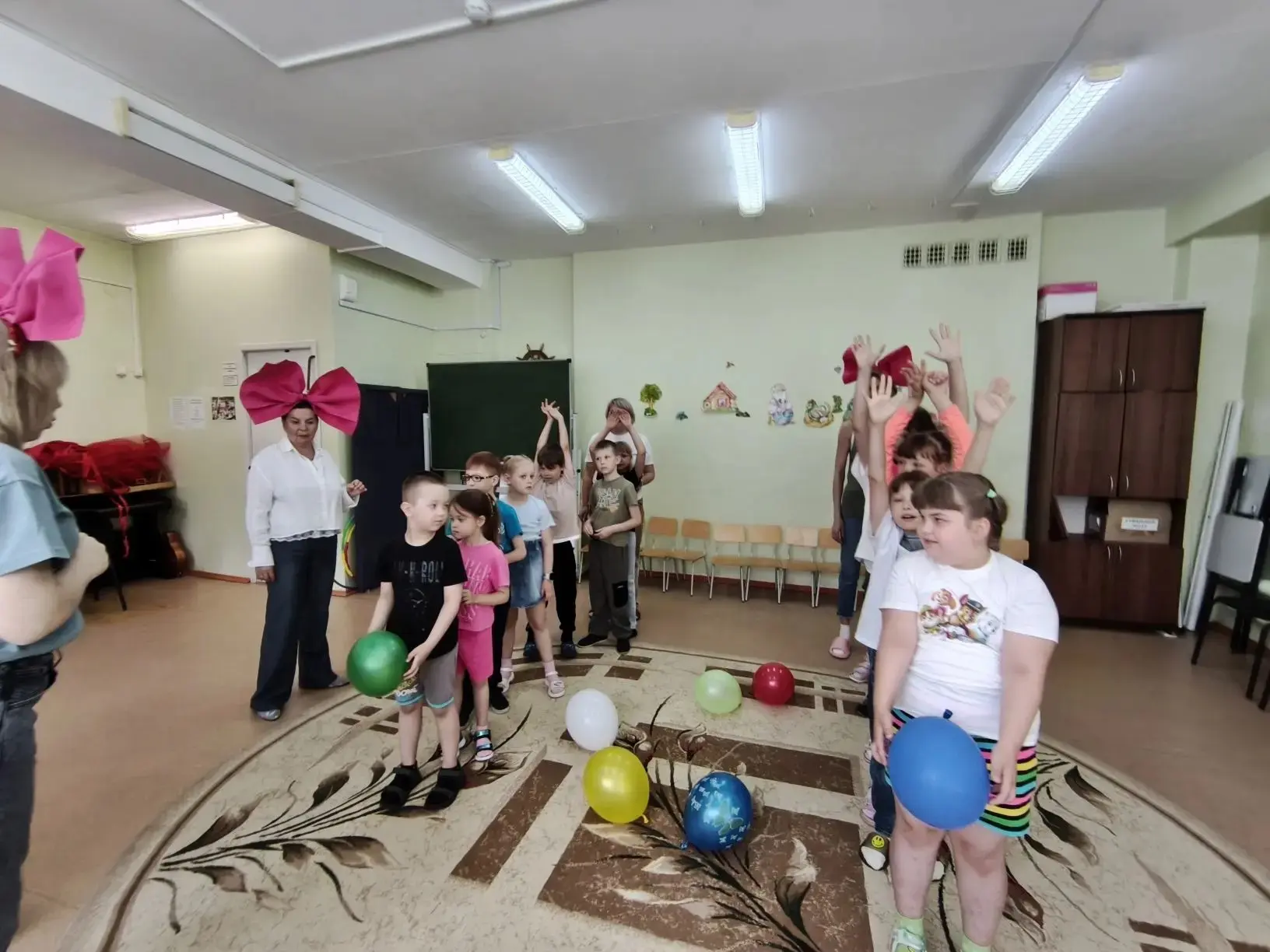 ☀️ Долгожданное лето за окном — ура, каникулы! ☀️