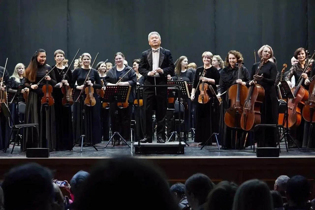 🎶 3 октября Губернаторский симфонический оркестр Кузбасса открывает 45-й концертный се...