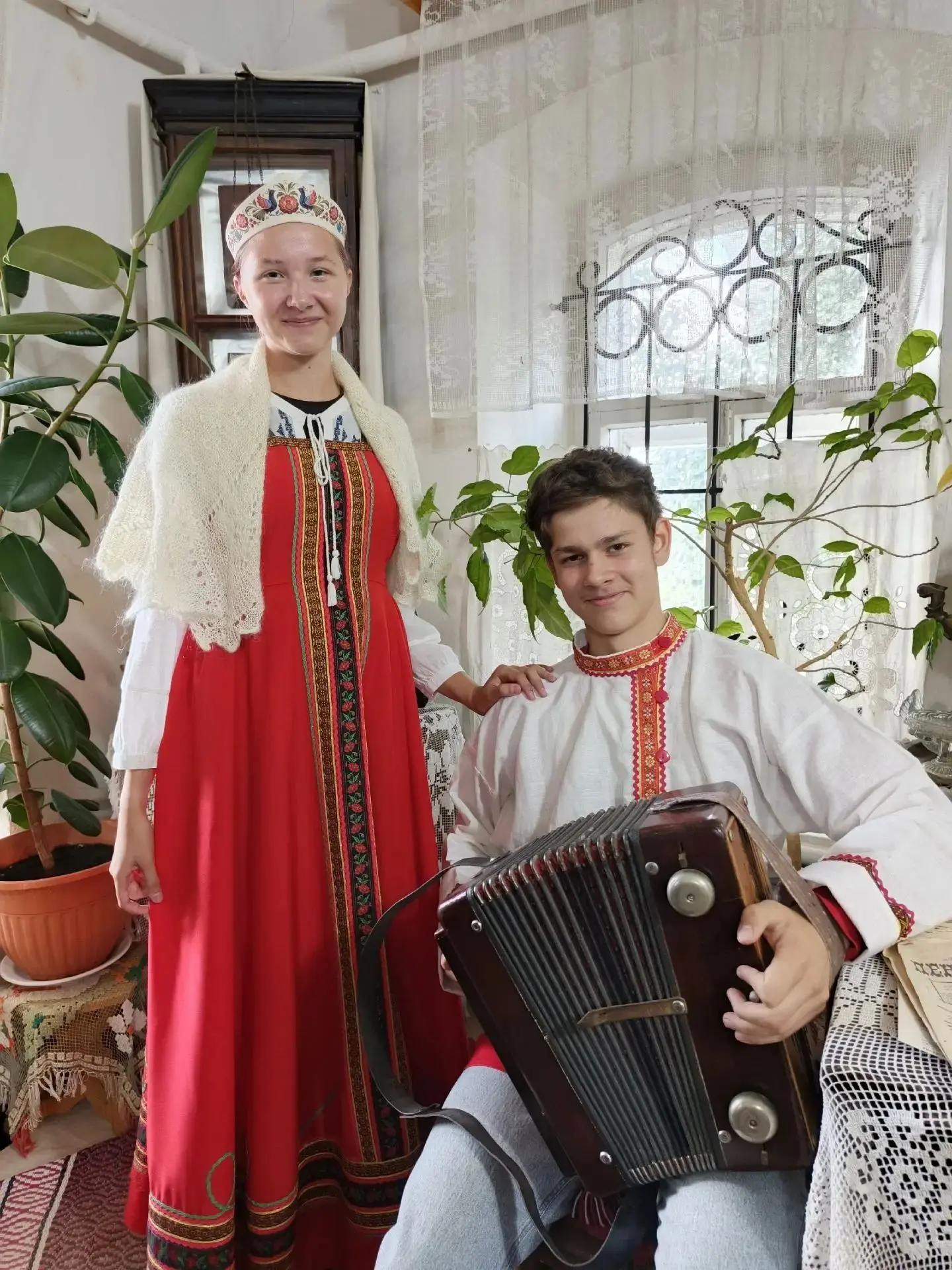 Год народного единства в Поимском музее: когда костюм говорит громче слов. 🧵