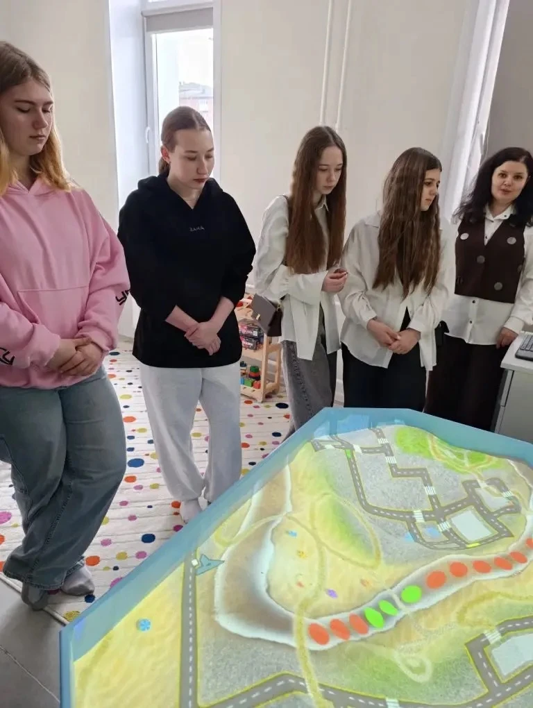 ✨КАНИКУЛЫ С ПОЛЬЗОЙ 💫 Экскурсия в детский сад «ВсеЗнайка»! 🌟 💥Какой чудесный день подарили нам каник