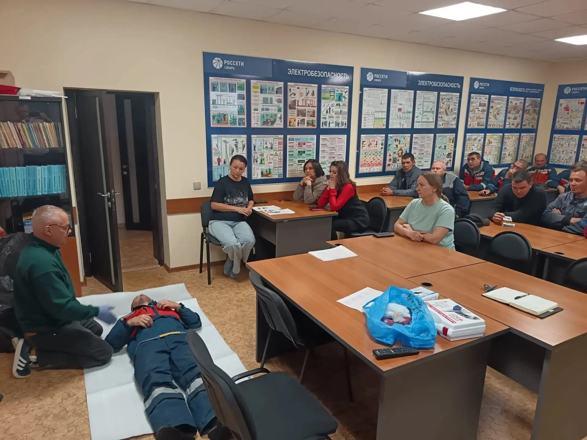 🚑 По поручению губернатора Кузбасса Ильи Середюка: в Чебулинском округе продолжаются у...