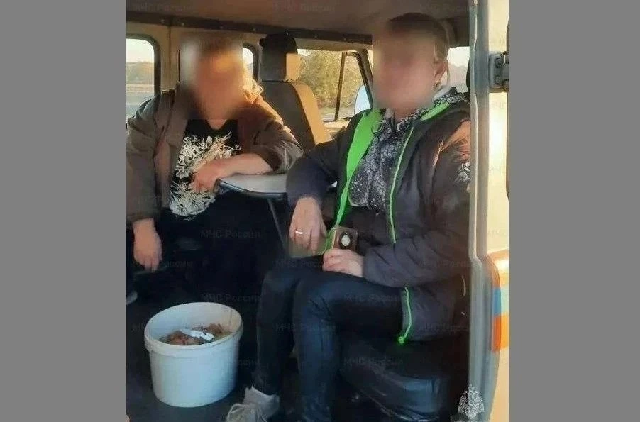 В Шаблыкинском районе спасатели вывели из леса двух женщин