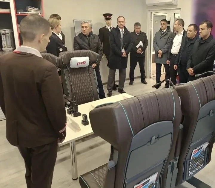 Провели двустороннюю встречу с делегацией из Узбекистана  🇺🇿 В целях укрепления делового сотрудничес