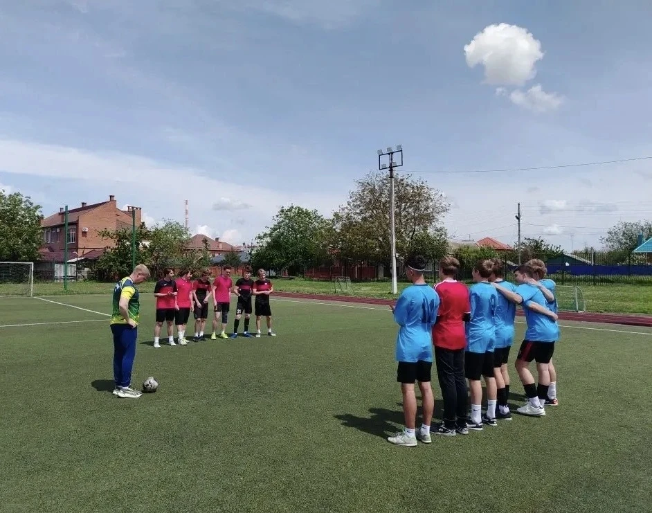 🏆 Победители краевых полуфинальных соревнований по мини-футболу.                         🌟 Полуфинал