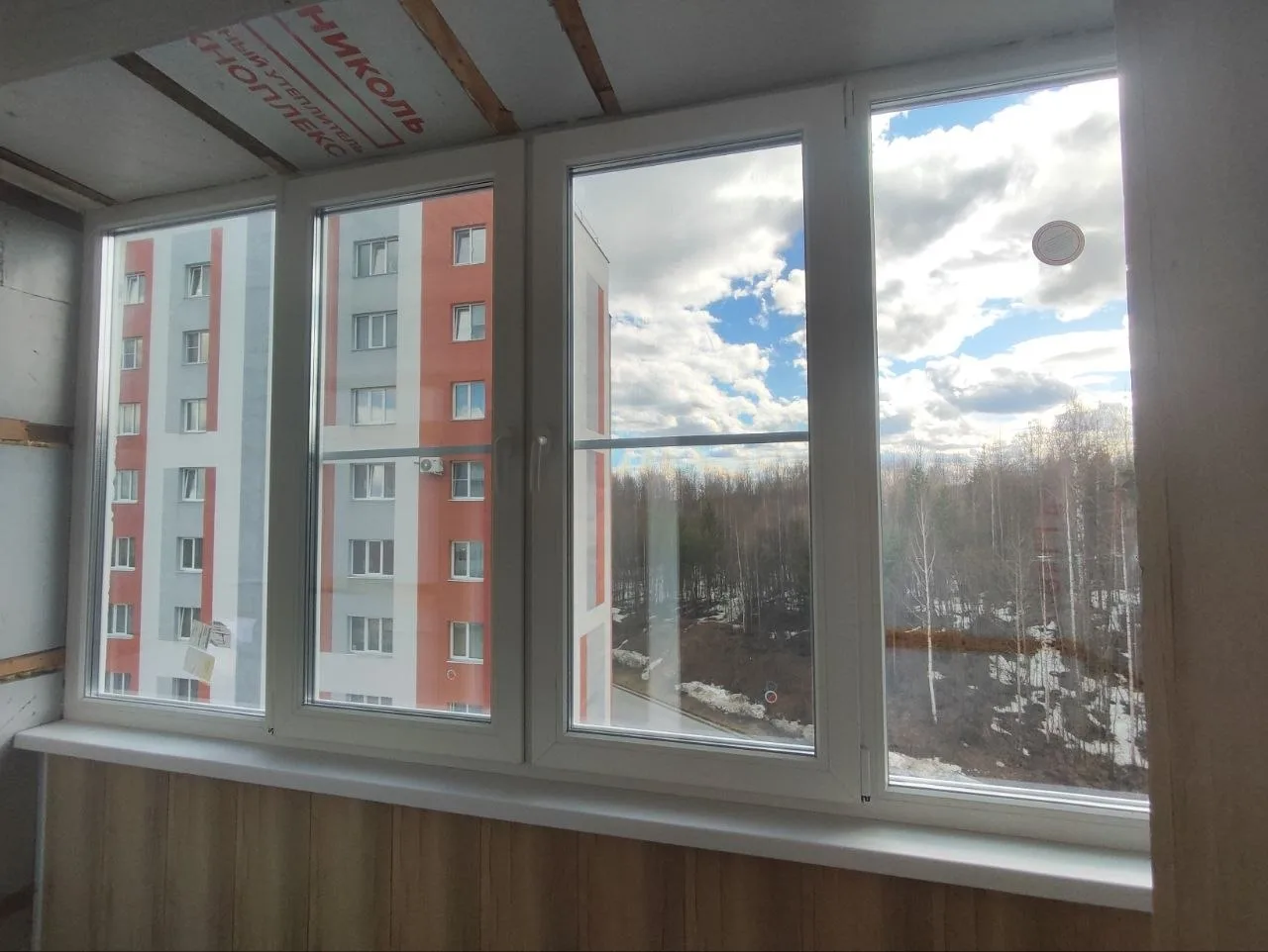 Лоджия (теплая) 2,9м*1,5м с 2-мя открывающимися створками