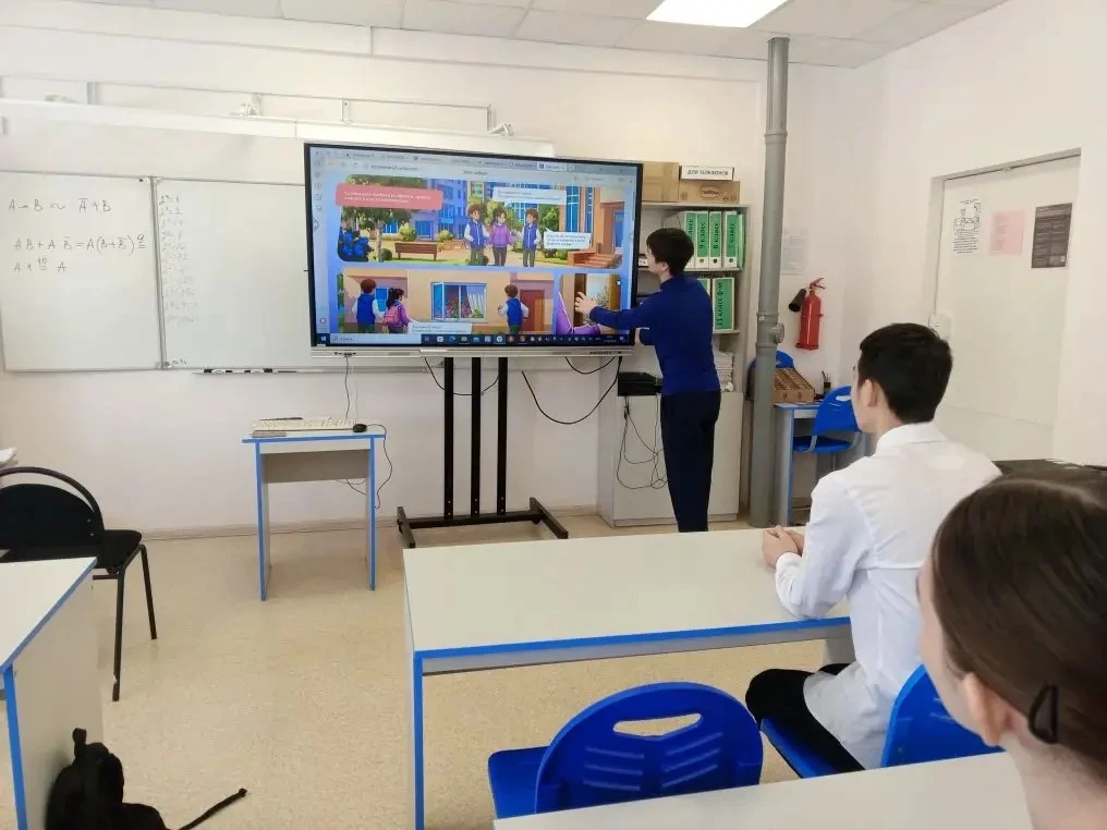 📱 В нашей школе прошли уроки цифровой грамотности в рамках всероссийского проекта «Цифровой ликбез».