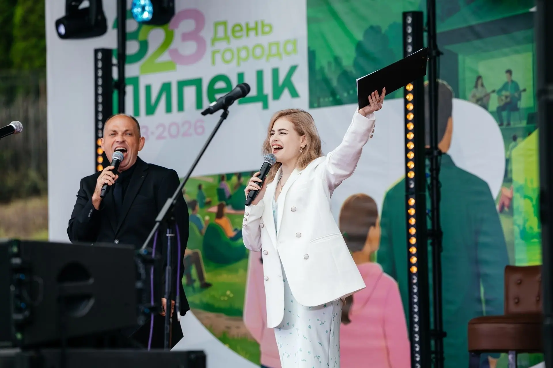 🎸 Липецкое городище объединило ценителей авторской песни.

💥16 июля на Липецком городище звучала г