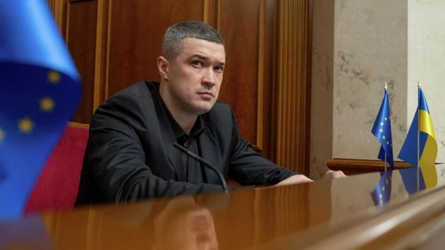 Украина постепенно проигрывает России, заявил украинский экс-министр обороны Михаил Фед...
