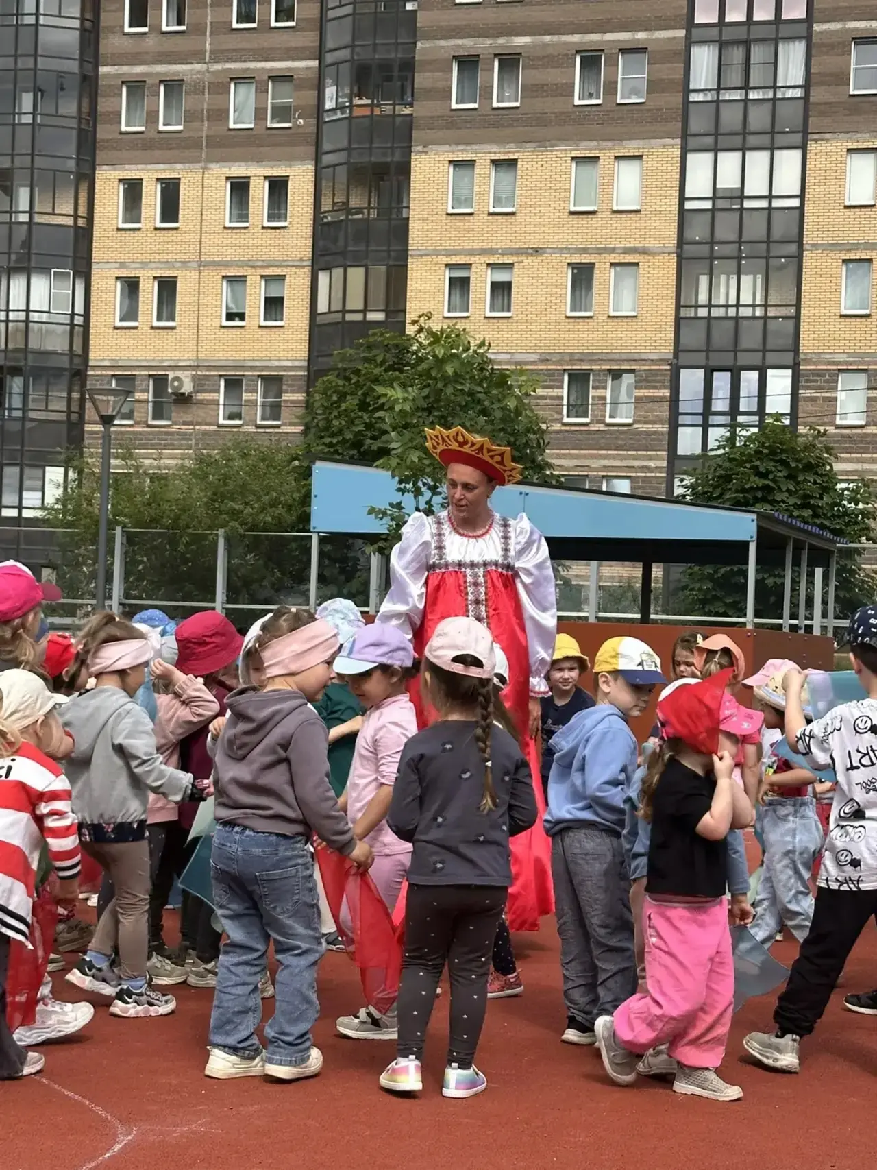 🎉 🇷🇺Сегодня в нашем детском саду прошёл настоящий праздник дружбы и веселья! В честь Дня России к