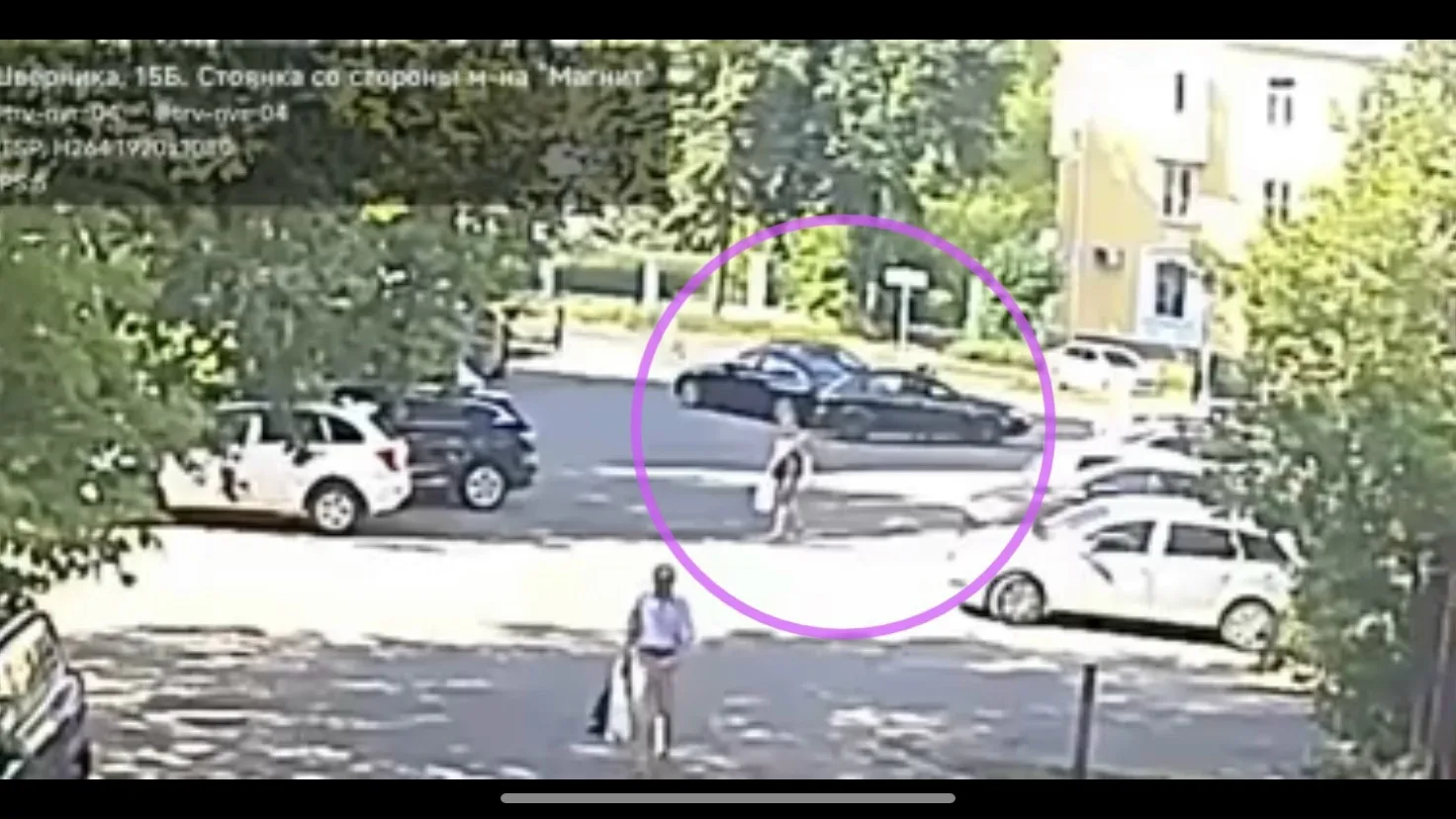 Сегодня, 12 июня в 15:28 по адресу ул. Шверника 15а произошло ДТП с участием черного хэ...