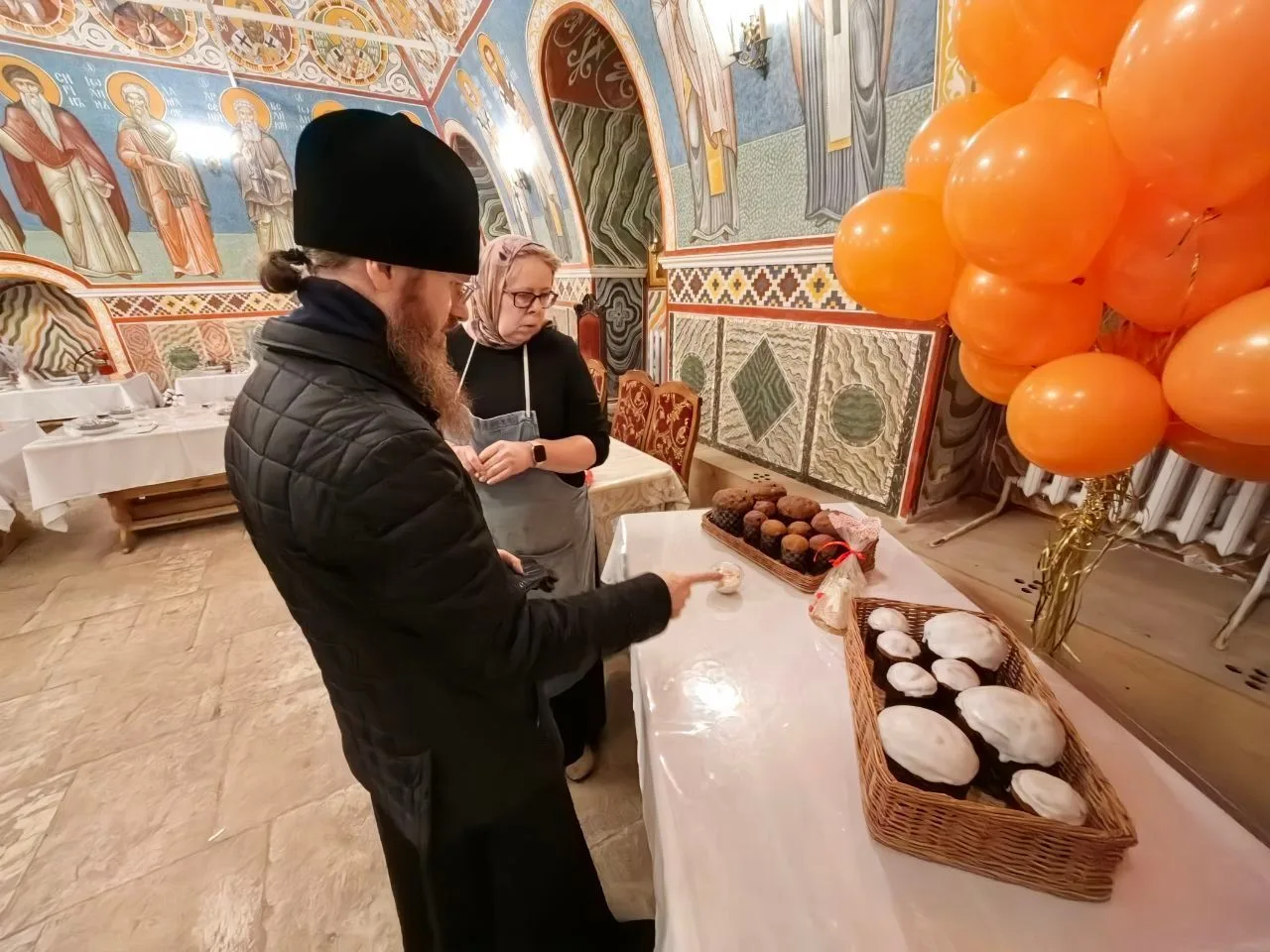 Наместник Высоко-Петровского монастыря епископ Бронницкий Иоанн ознакомился с ходом под...