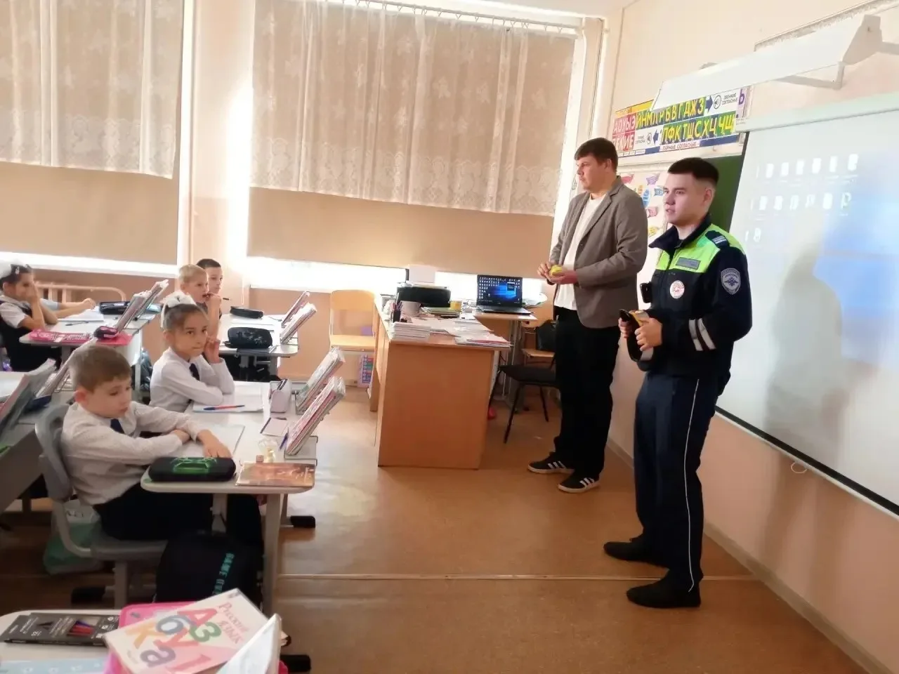 🚦 Безопасность на дороге: урок, который запомнится!