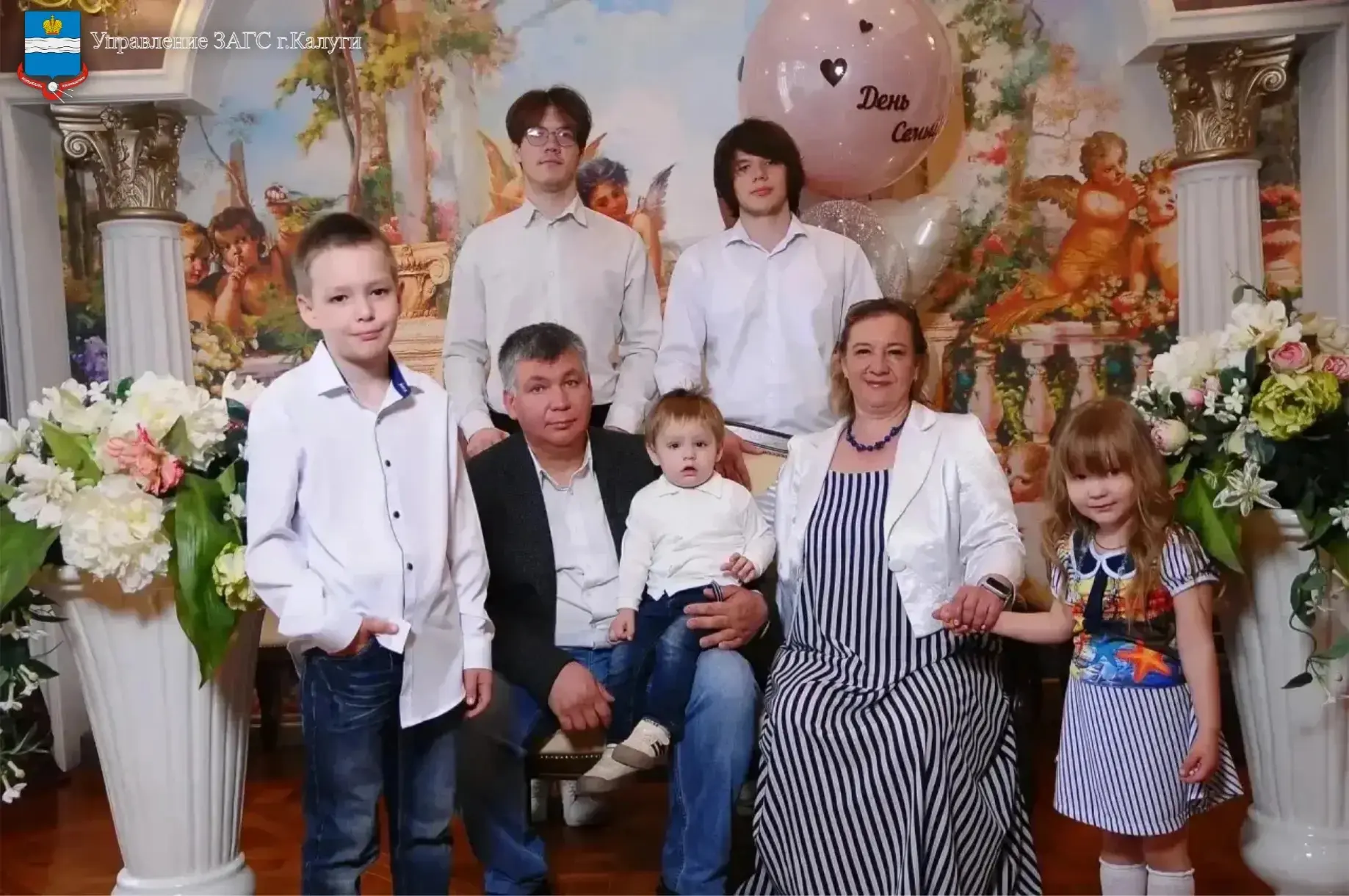 Представляем вашему вниманию многодетную семью Низамовых — Амира Фаргатовича и Марину Юрьевну, а так