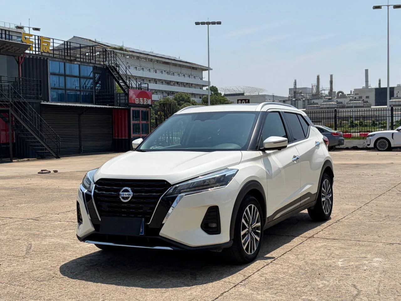 Nissan Kicks 2022 1.5L XV CVT Luxury Edition 122 h/p, пробег 54 т.км.