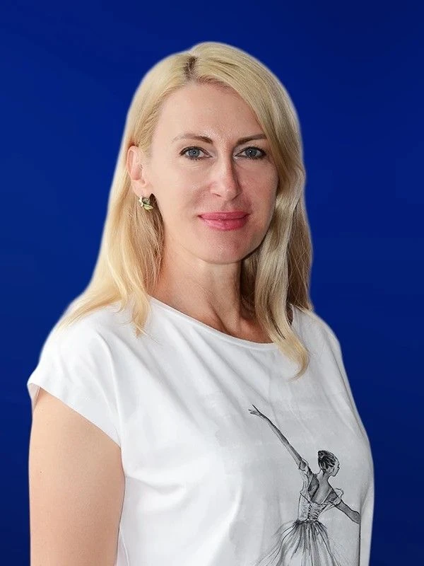 23 июня   отмечает юбилей Фёдорова Нина Владимировна, учитель английского языка МОБУ СОШ № 11 им. Ге