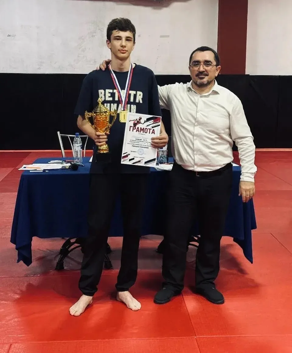 Победа 🏅 
Поздравляем 👏Ибрагимова Рамазана, ученика 9-3 класса, занявшего 🥇место на городских сор