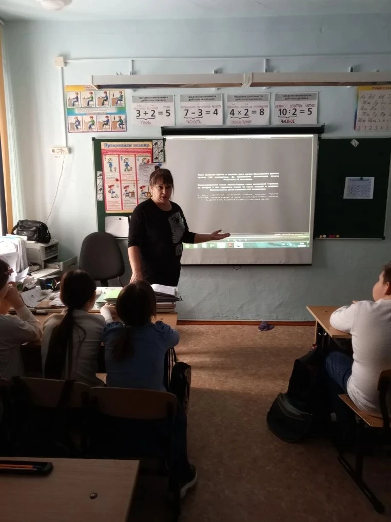 🎬 В Жеблахтинской школе прошёл показ фильмов о героях тыла