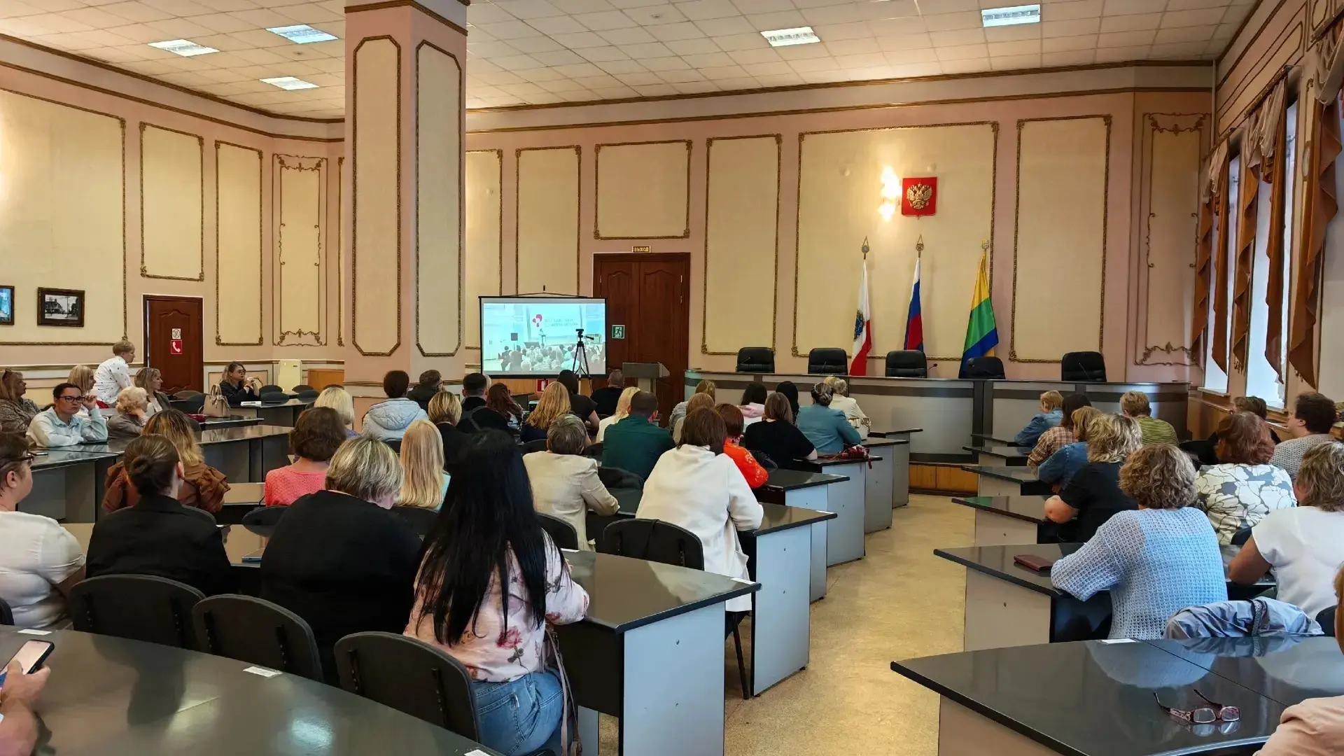 Вольский муниципальный район принимает участие в региональной конференции «Малая Родина — большая лю