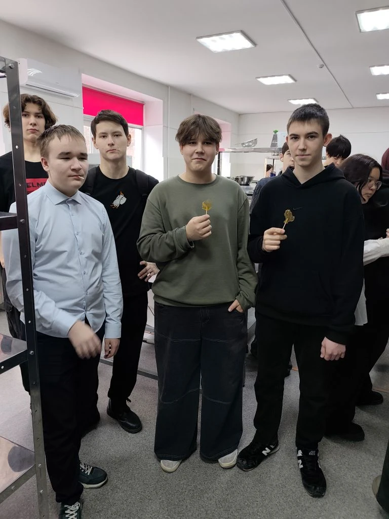 Ученики 9А класса нашей гимназии посетили мероприятие регионального этапа чемпионата в рамках федера