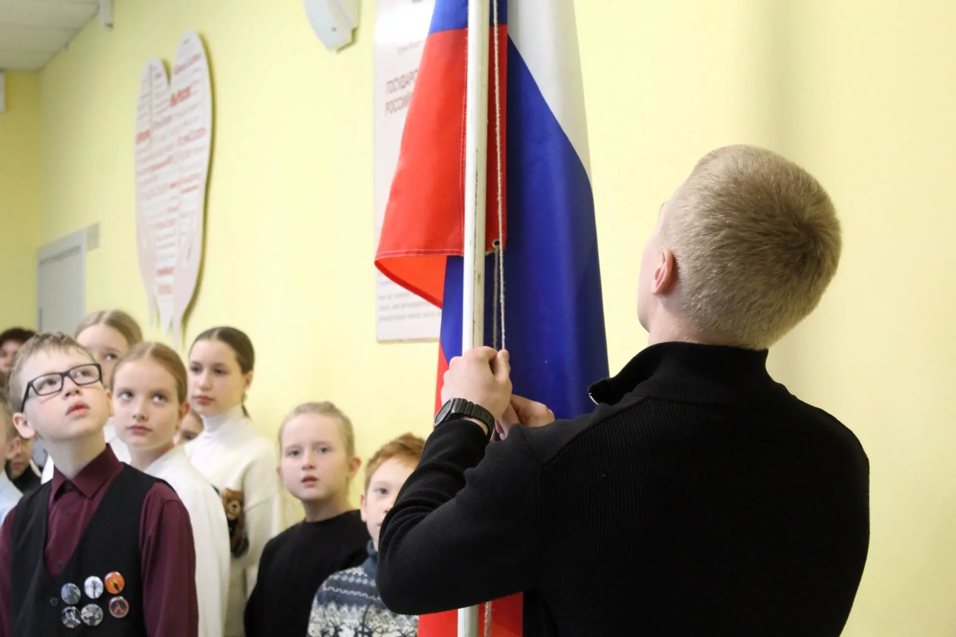 Сегодня в школе прошла торжественная линейка, посвященная Всемирному Дню здоровья.