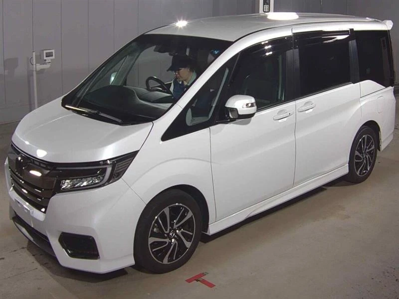 Куплен на аукционе для заказчика 🈴

✅ Honda Stepwagon, 2021 год выпуска
✅ Пробег 19000 км;
✅ Аукцио