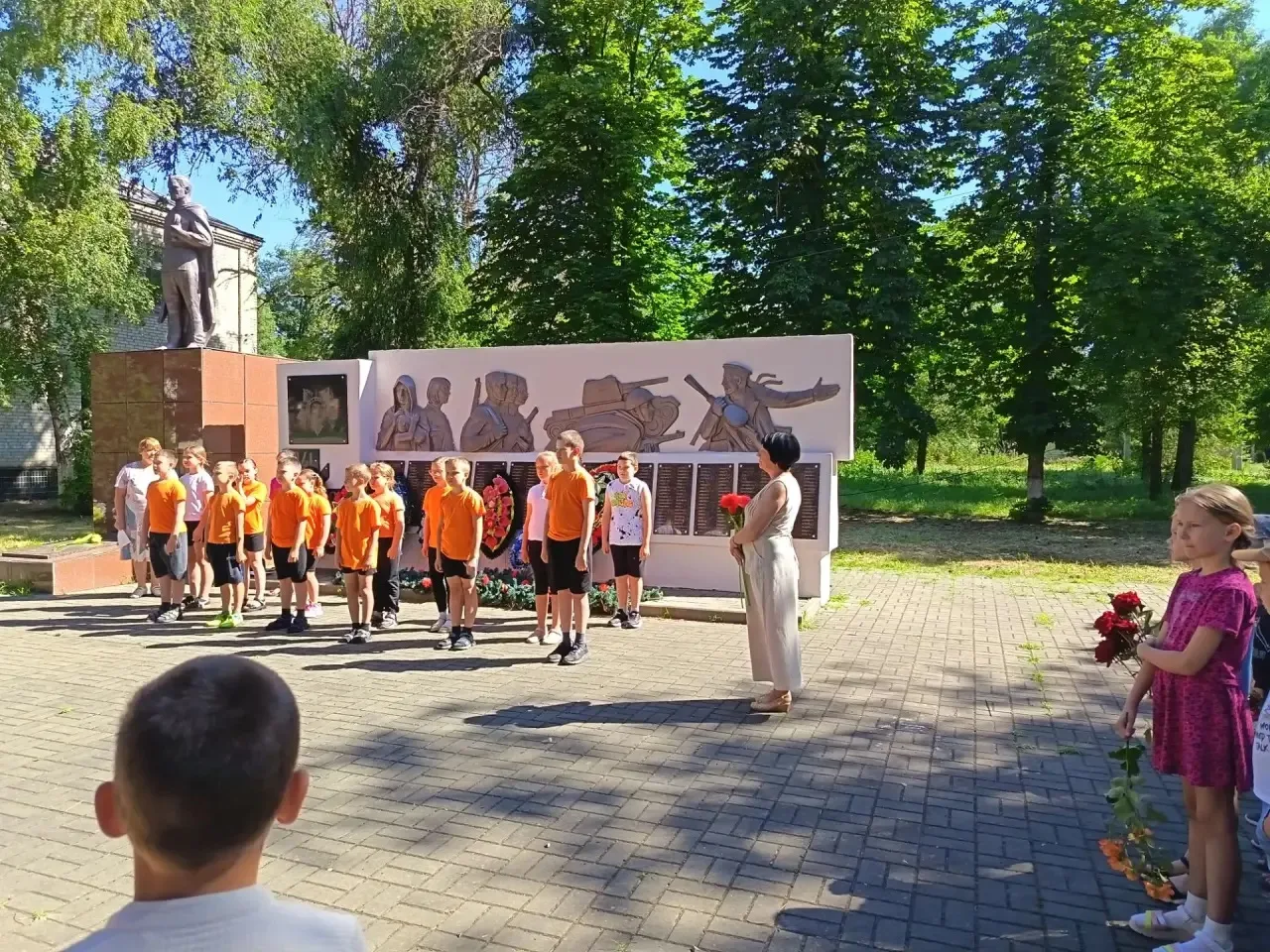Мероприятие, посвящённое Дню памяти и скорби, прошло в лагере очень трогательно и организованно. Атм