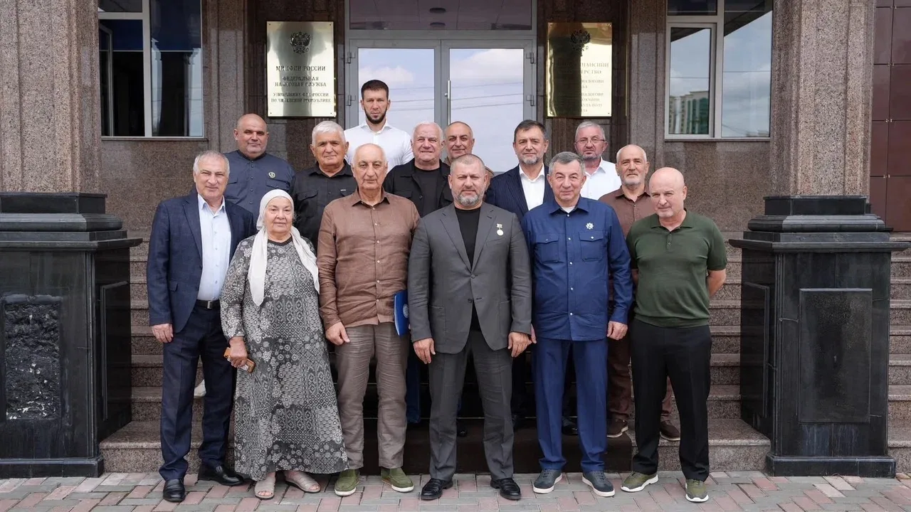 В Грозном состоялось заседание Совета менторов Управления ФНС России по Чеченской Республике.

🇷🇺В