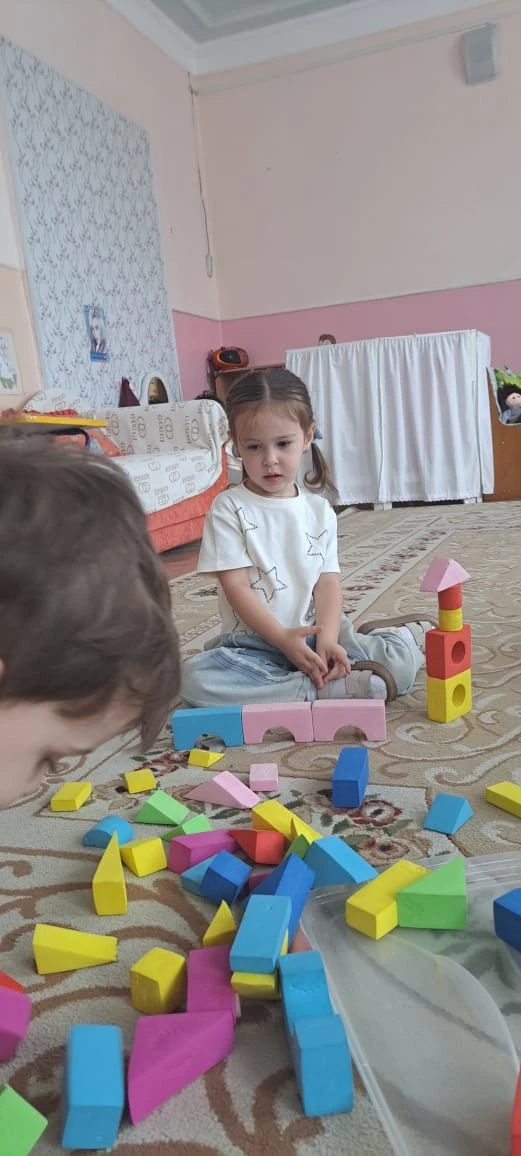 Адаптация в младшей группе: помогаем малышам шаг за шагом!