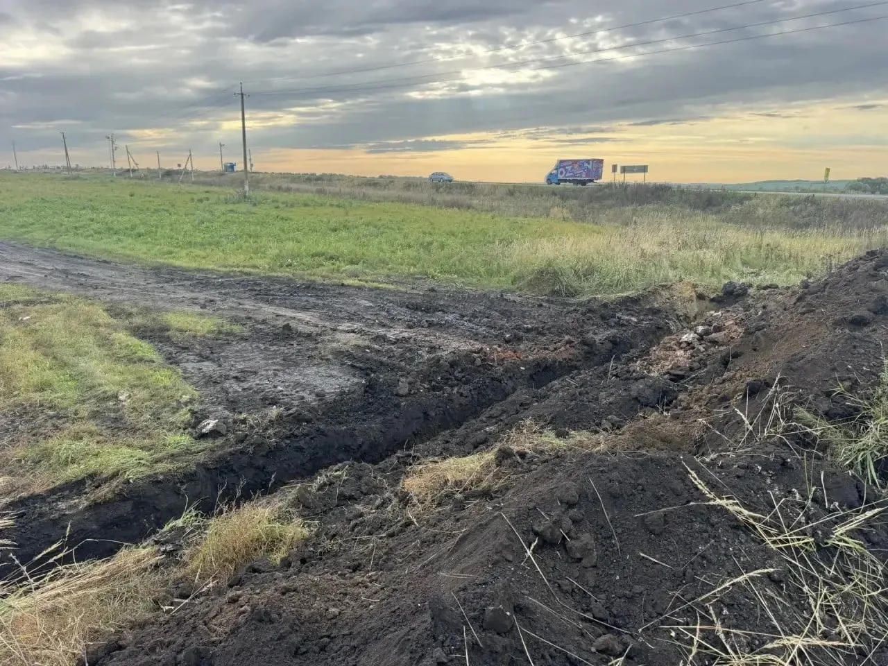 ‼️В Мордовии пришлось рыть траншеи из-за водителей грузовиков